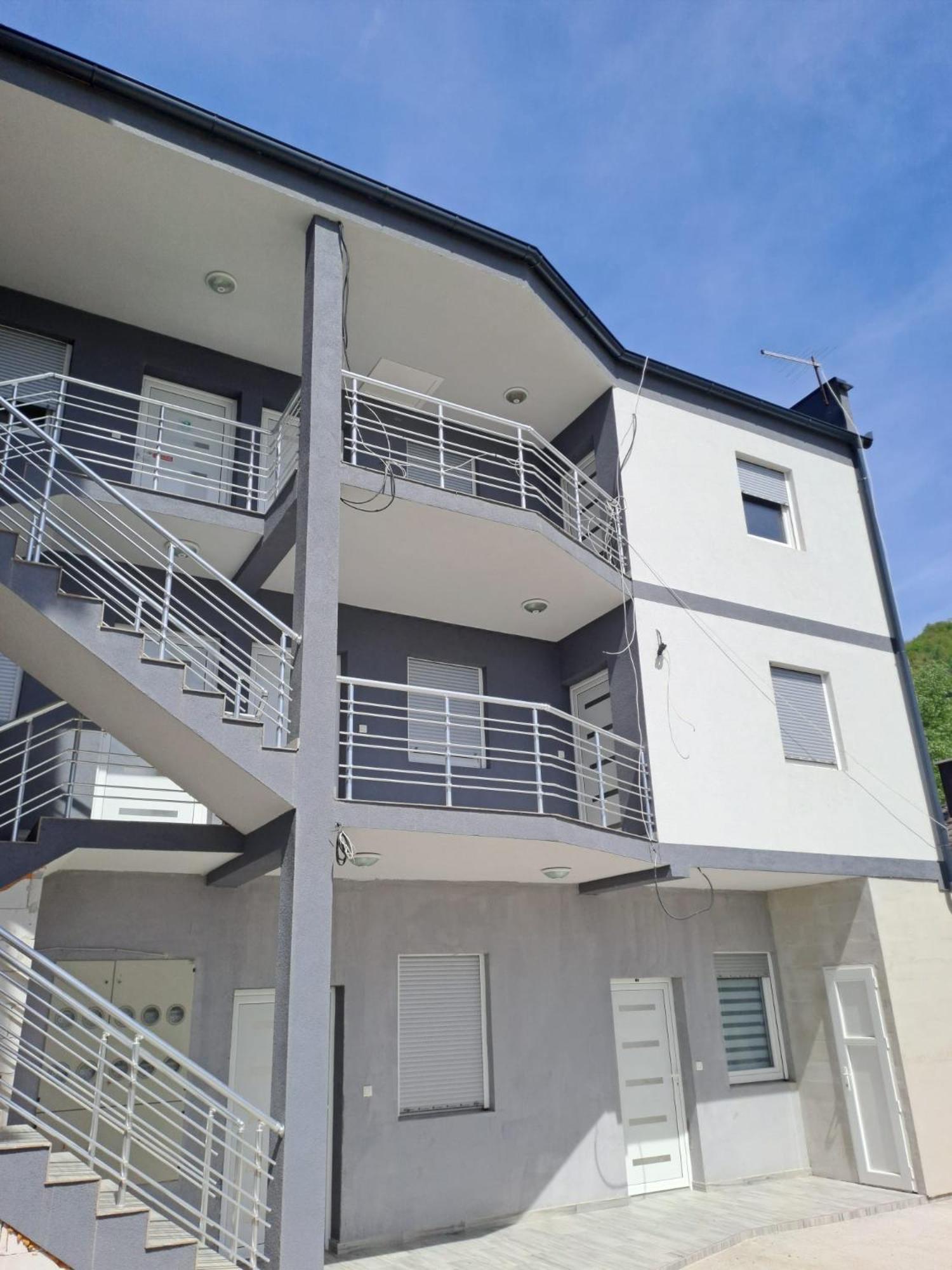 Zlatna Plaza Apartamento Bratunac Exterior foto