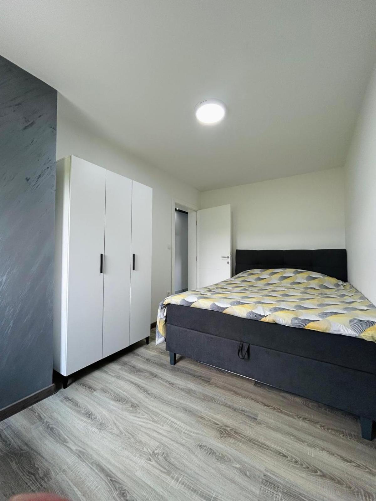 Zlatna Plaza Apartamento Bratunac Exterior foto